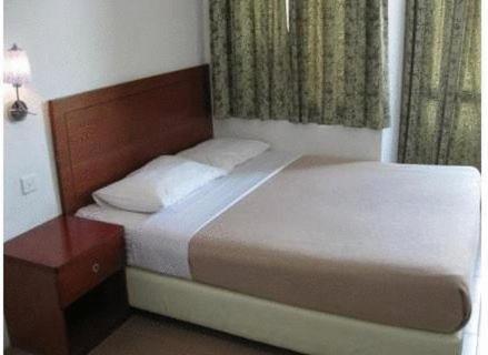 Rose Cottage Hotel Taman Daya Johor Bahru Eksteriør billede