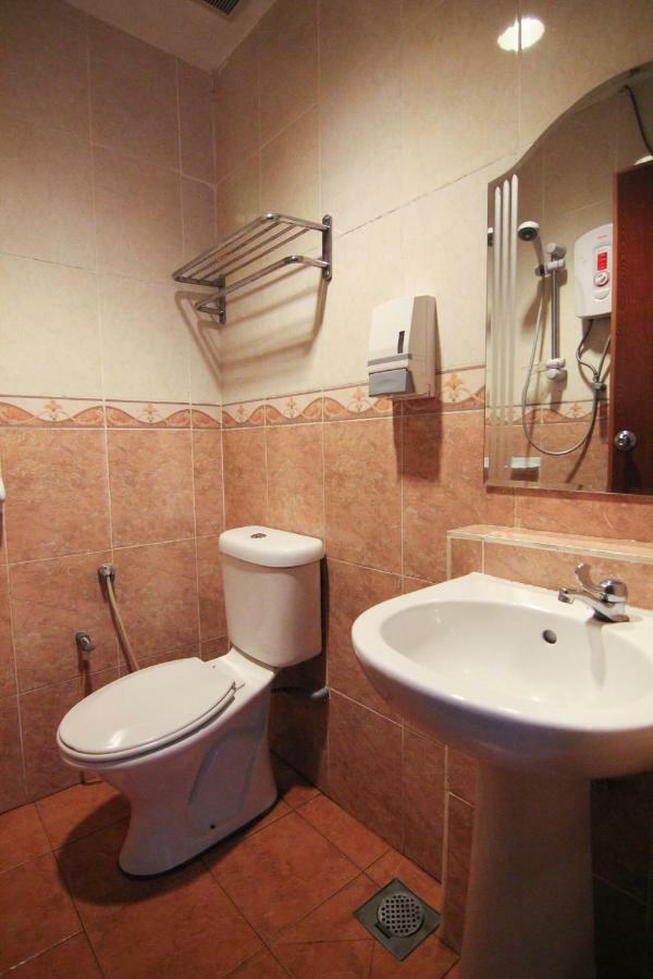 Rose Cottage Hotel Taman Daya Johor Bahru Eksteriør billede